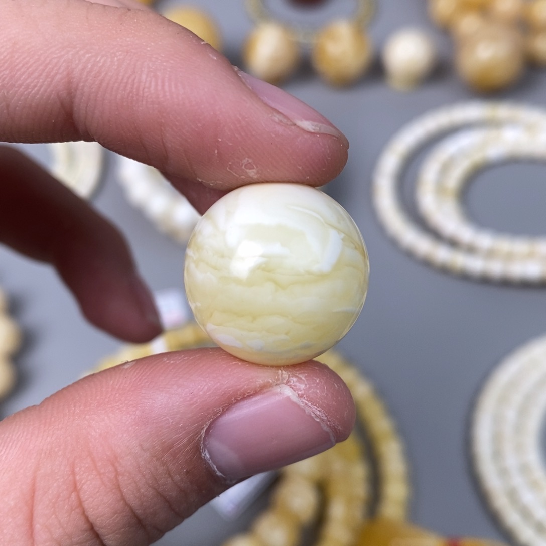 琥珀珠宝奇石未镶嵌19.8mm