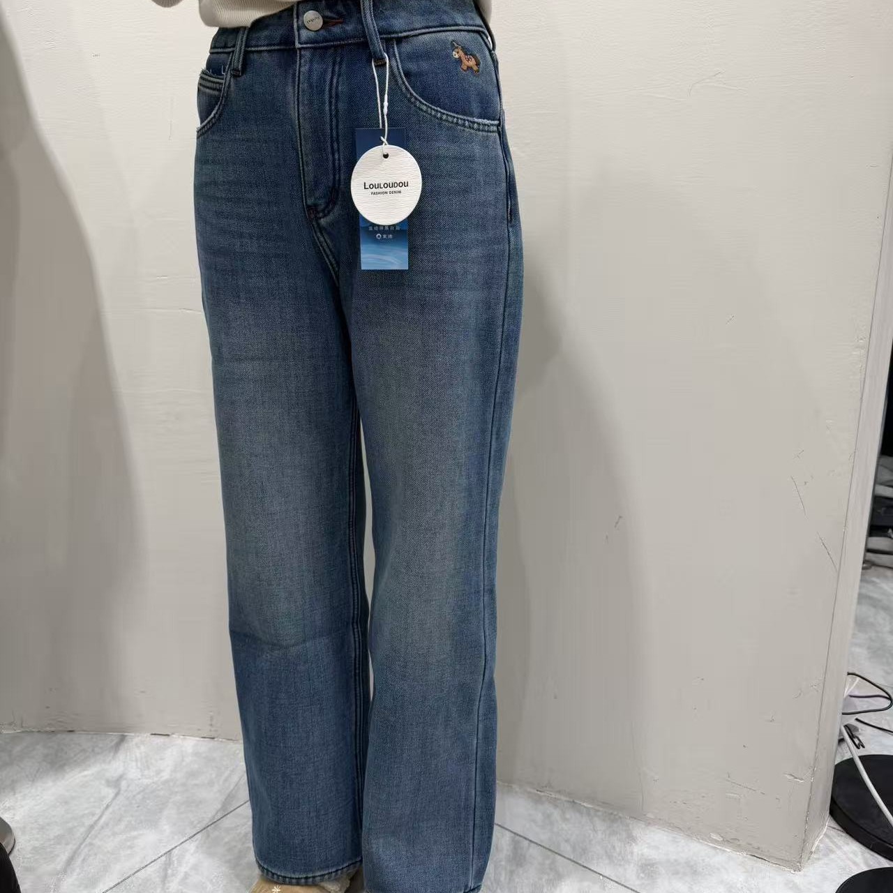 【丽鑫】35920（福利款）刺绣小马标复合绒窄版直筒阔腿裤