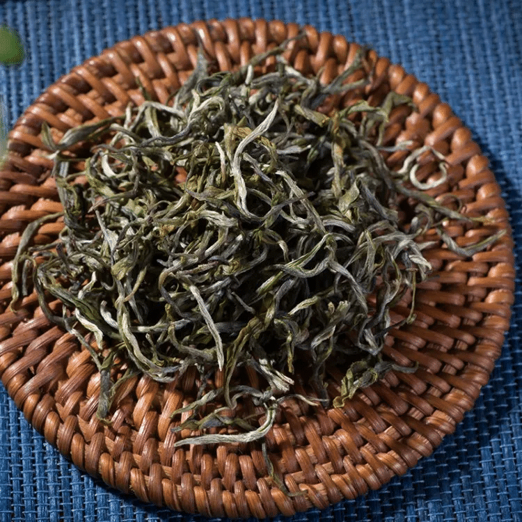 云南高山2025年老品种绿茶《银丝绿茶》高级茶叶