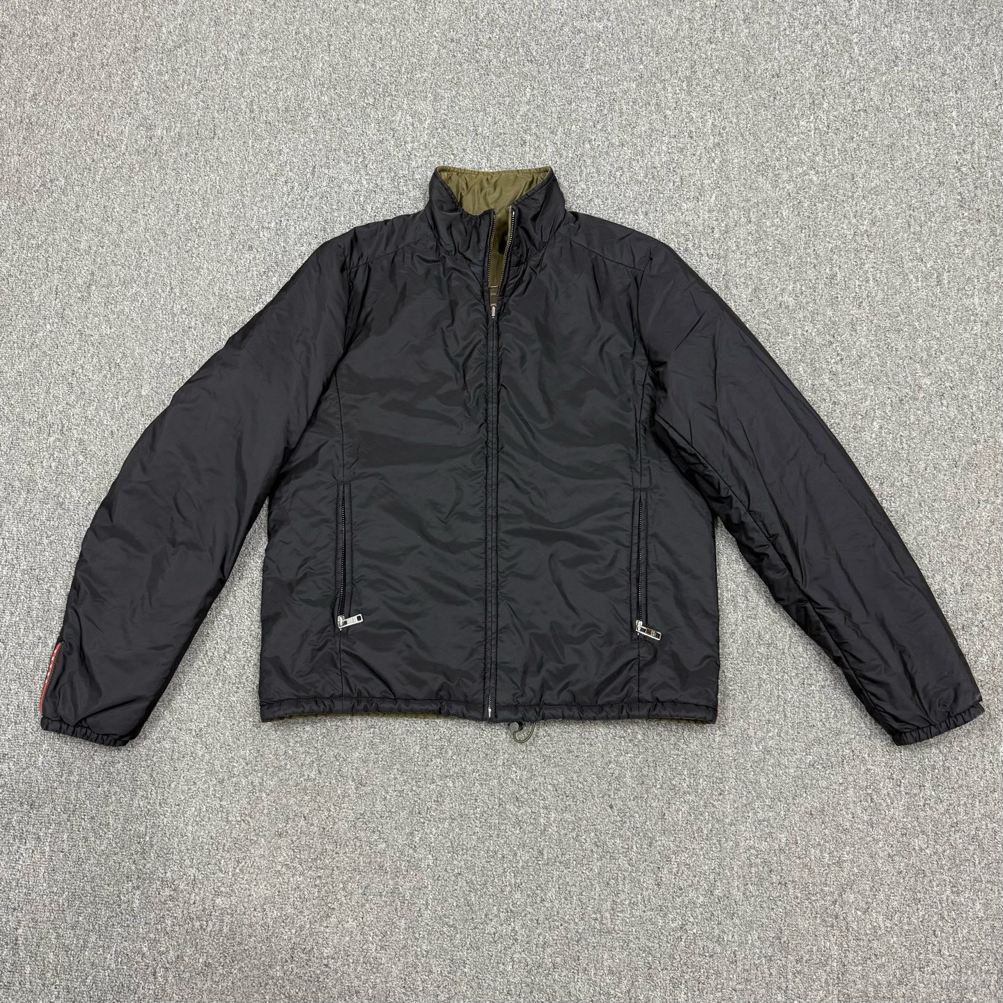 99新 Prada/普拉达 18626920 黑绿下摆logo棉服夹克外套 50码99新