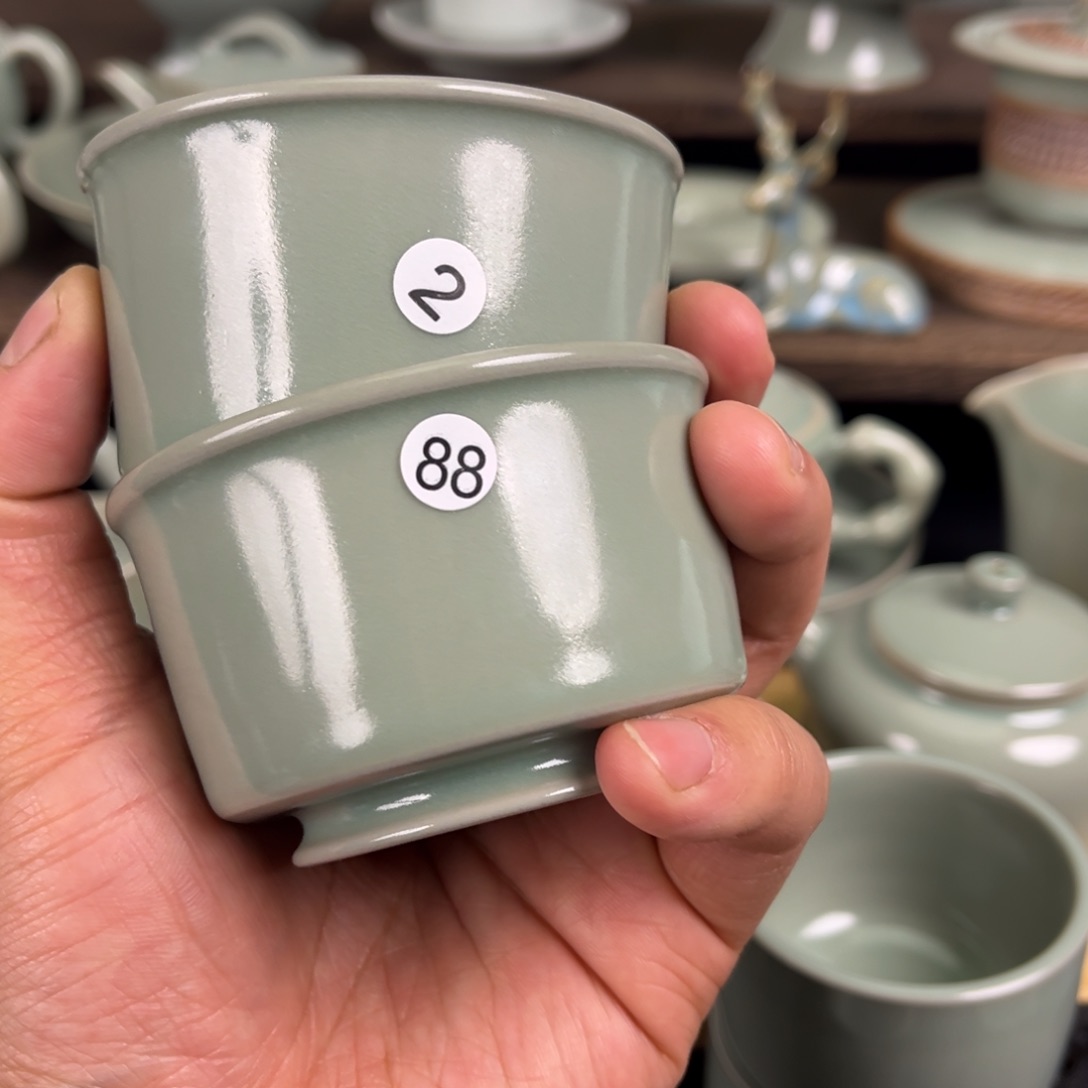 【闪购商品】W****g微瑕一对手工圆唇
