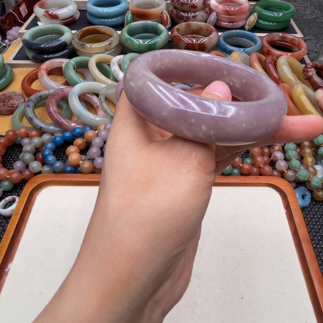 石英质玉未镶嵌圈口54