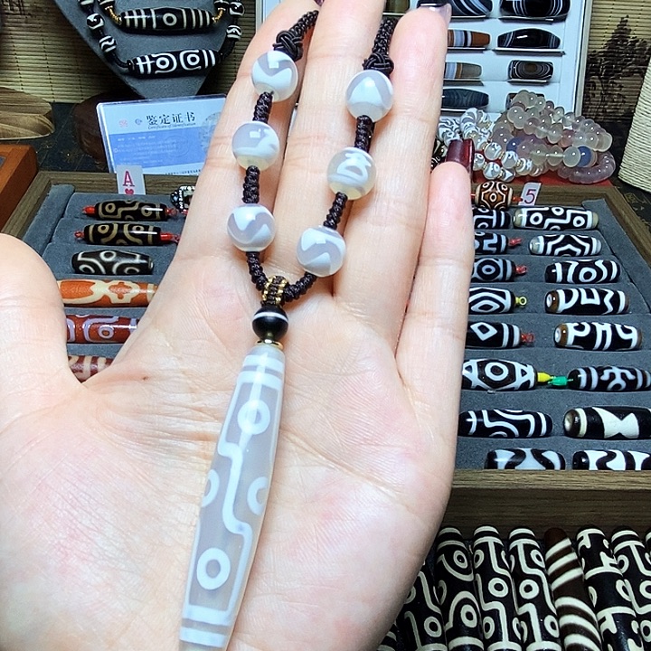 玛瑙/玉髓（覆膜）未镶嵌颈饰