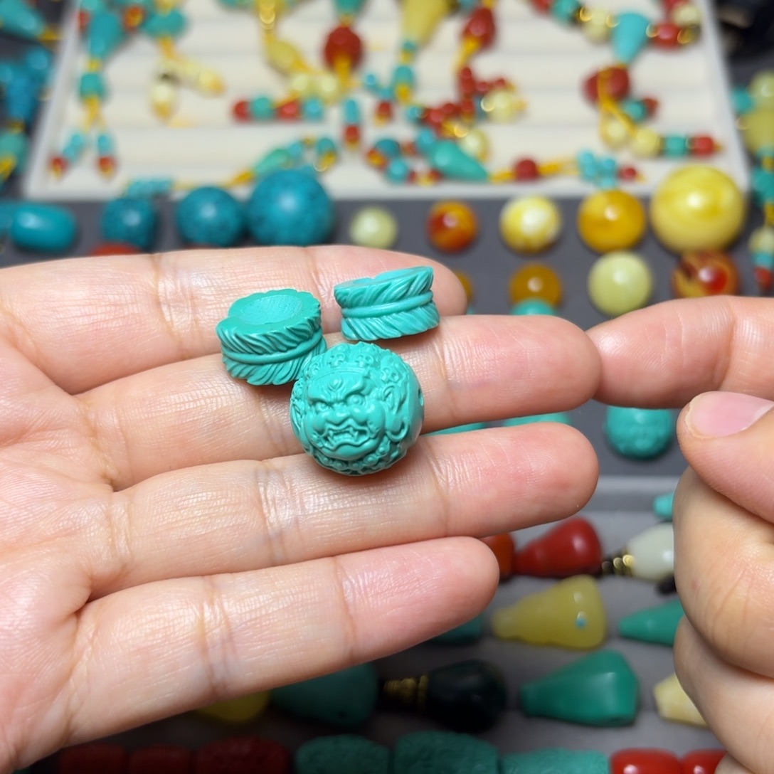 非金属大黑天18.羽毛扣14，2个