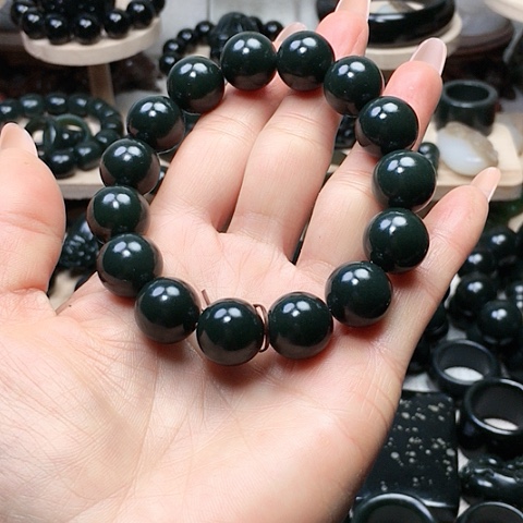 【闪购商品】未镶嵌手链和田玉