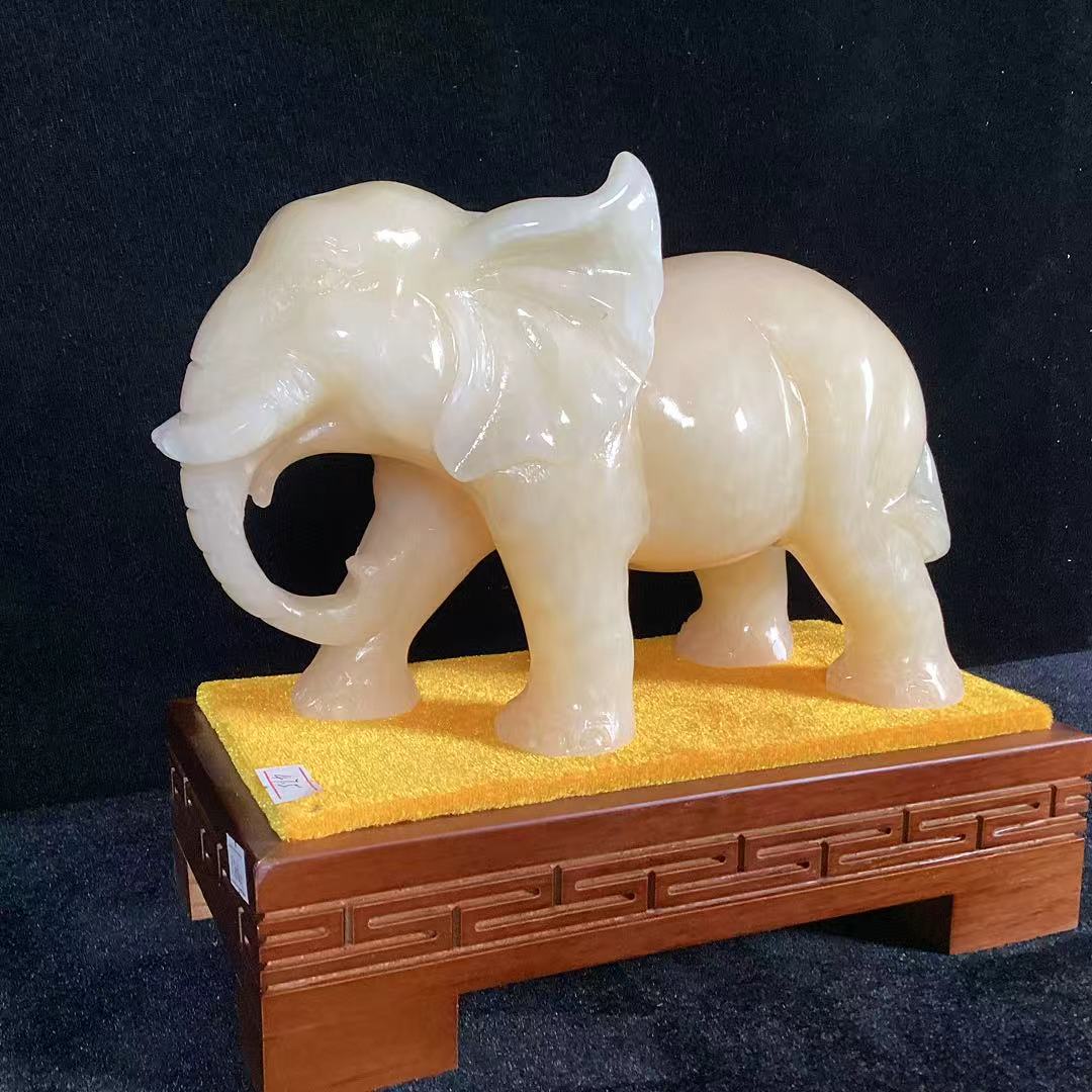 客厅玄关高档装饰品吸水大象吉祥物