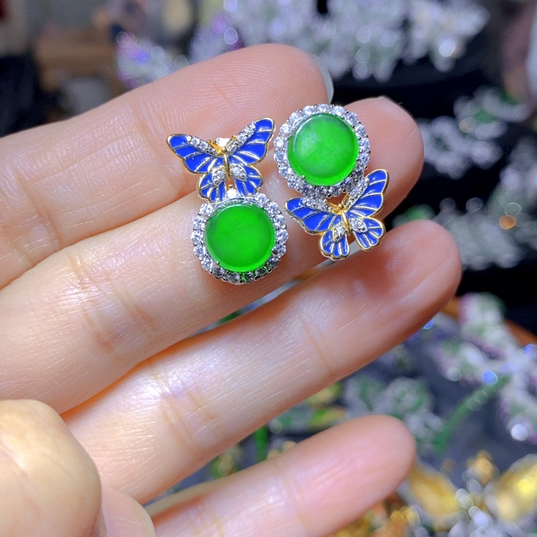 翡翠颈饰银S925镶嵌天然翡翠