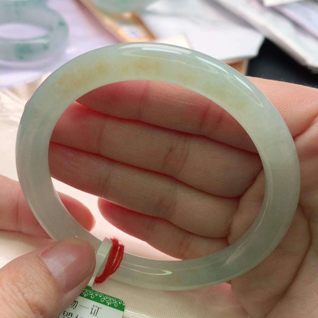 翡翠手镯未镶嵌5859圈