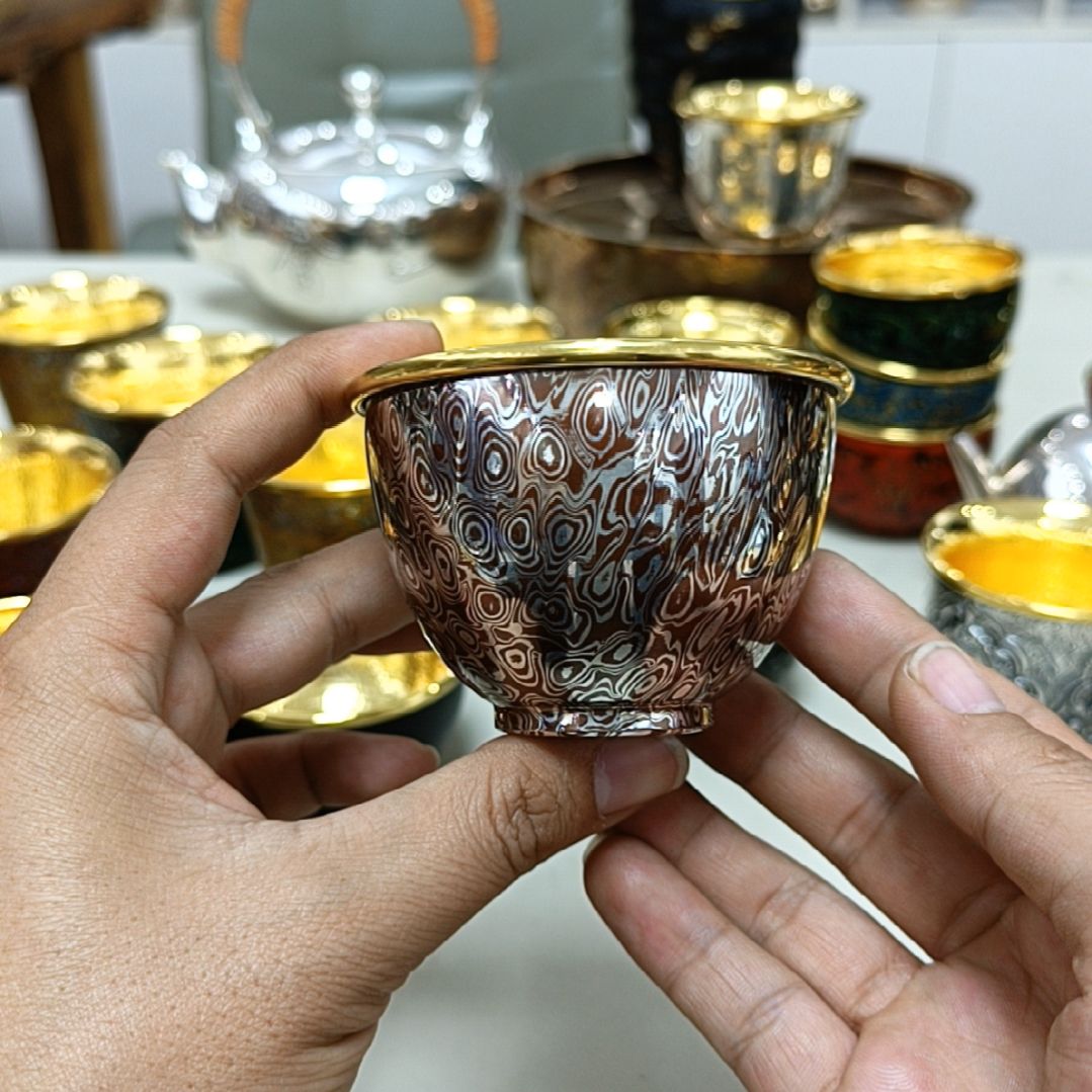 L***人李小鹤银木纹金金杯