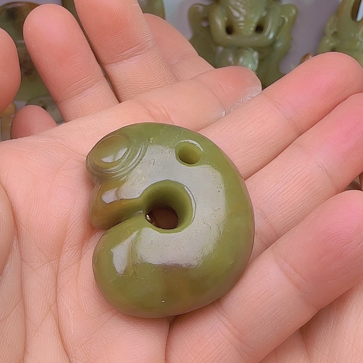 和田玉吊坠(不含链)未镶嵌