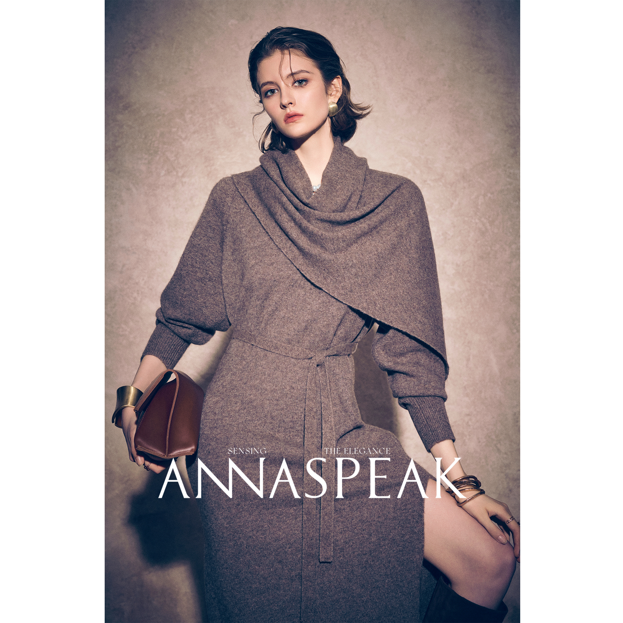 ANNASPEAK ROW风 牦牛绒巴素兰羊毛针织V领长款连衣裙/披肩