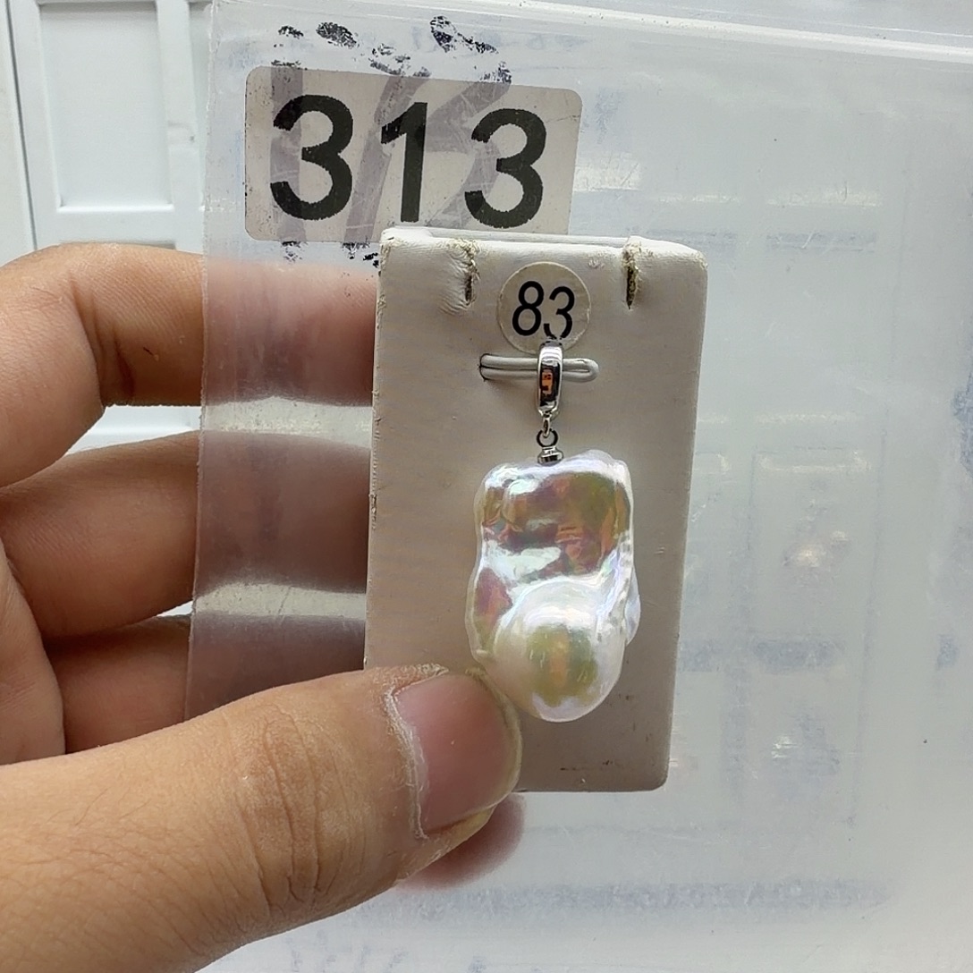 合金淡水珍珠颈饰