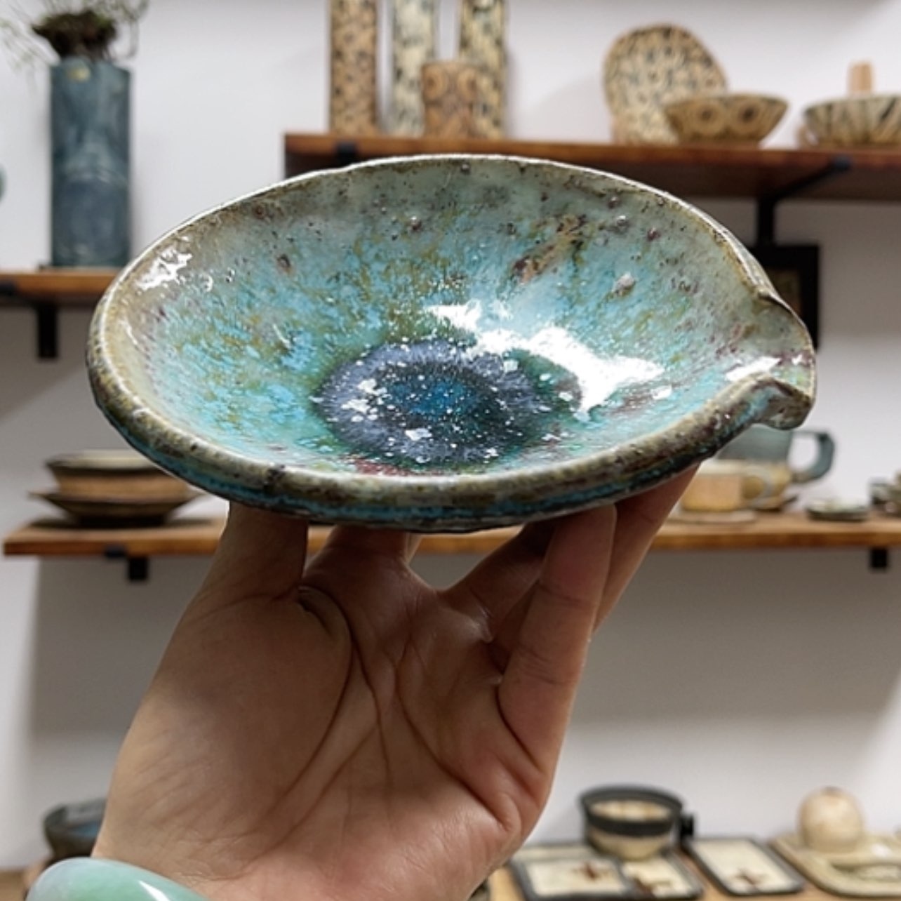 【闪购商品】音*逸偏口钵好看好看
