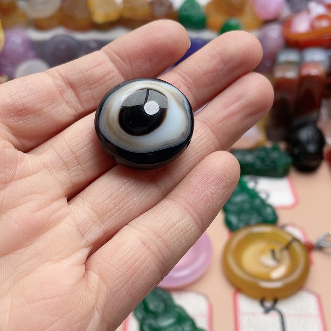 玛瑙/玉髓颈饰合金芹