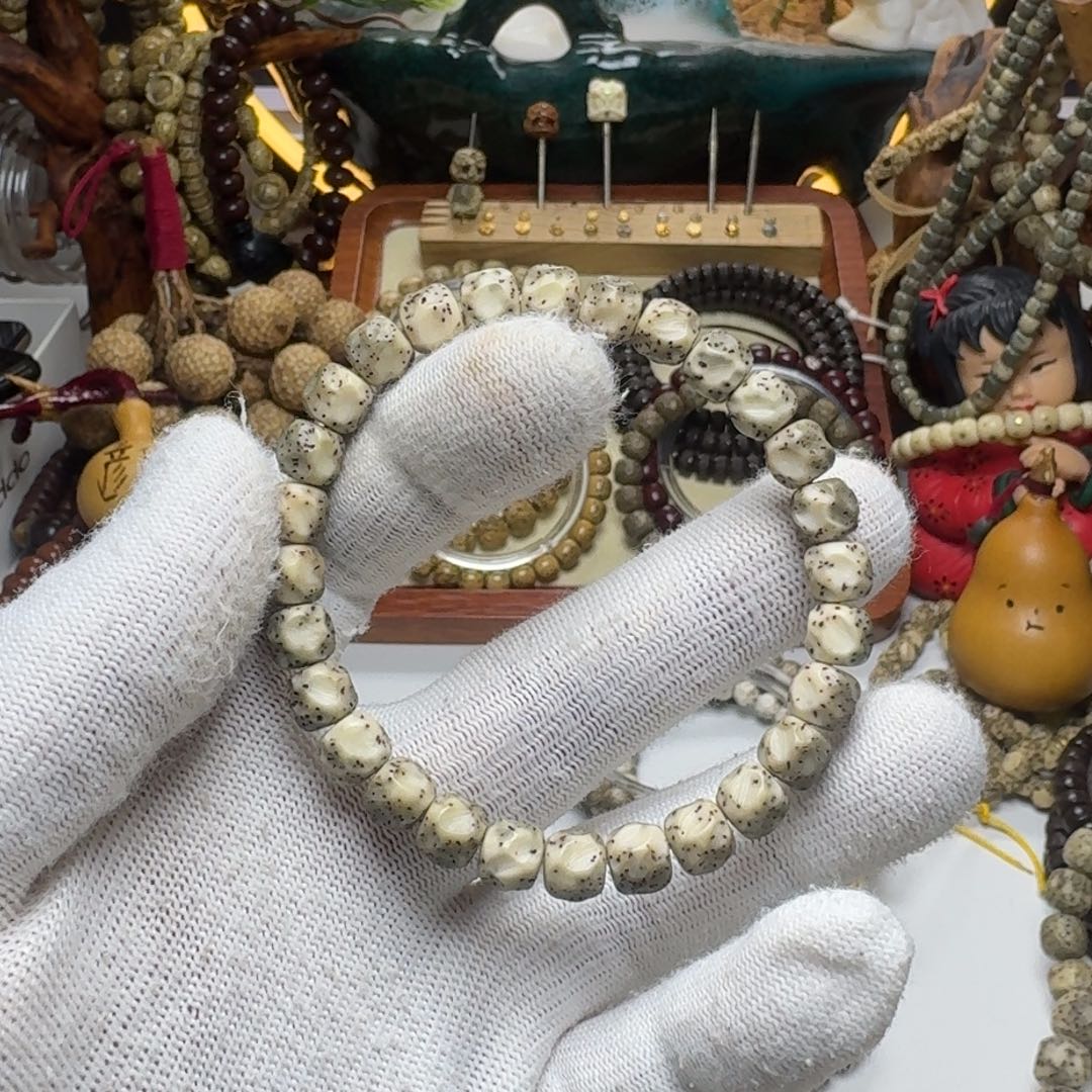 星月菩提手串3号车尺寸8.7石玉无相单圈