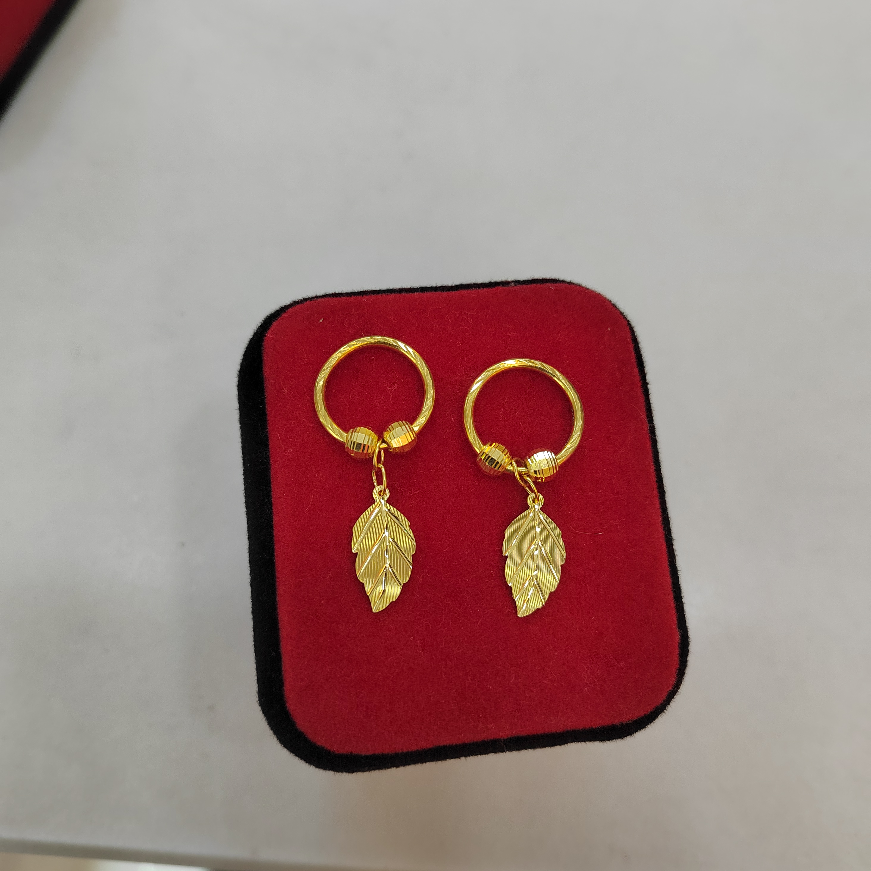 足金小圈带片耳环  真金 假一赔十 抖音国检有费用 理性下单