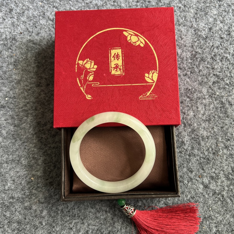 天山翠手镯