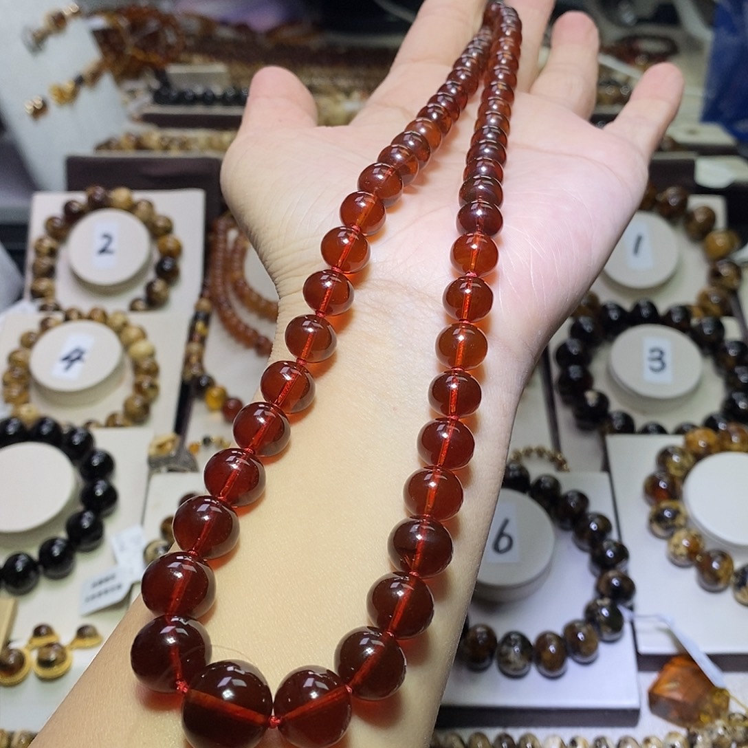 自***气琥珀未镶嵌裸石塔链