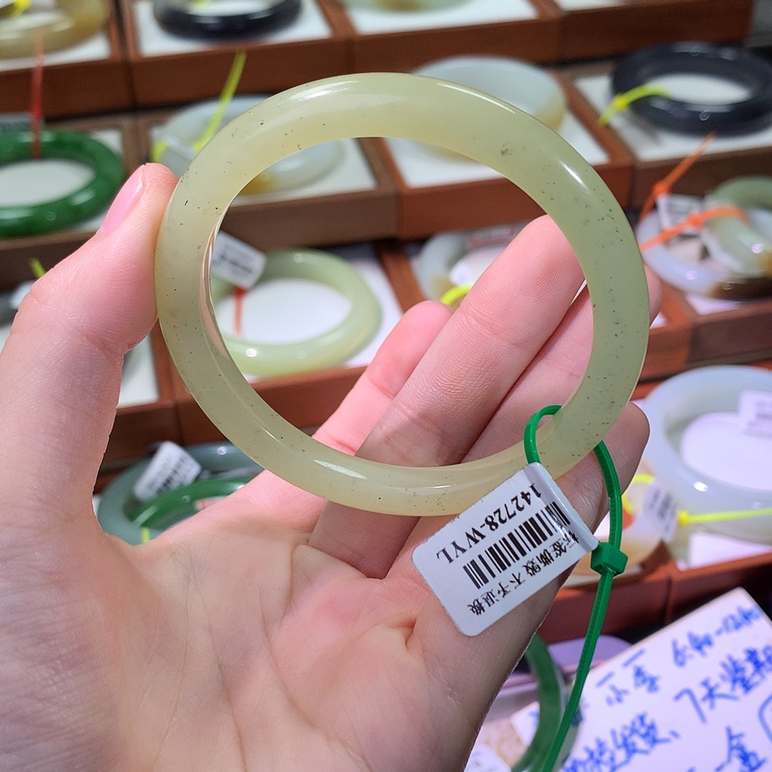 和田玉未镶嵌手镯24 黄口青花56.57