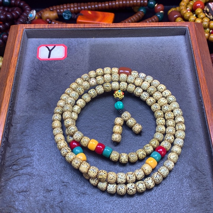 星月菩提吊坠菩提