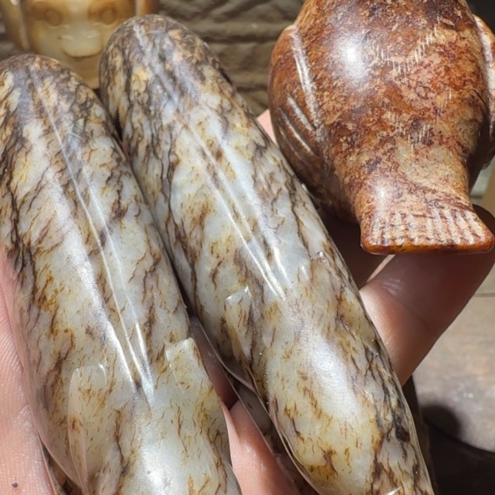 胡***锋和田玉（糖玉）未镶嵌车挂