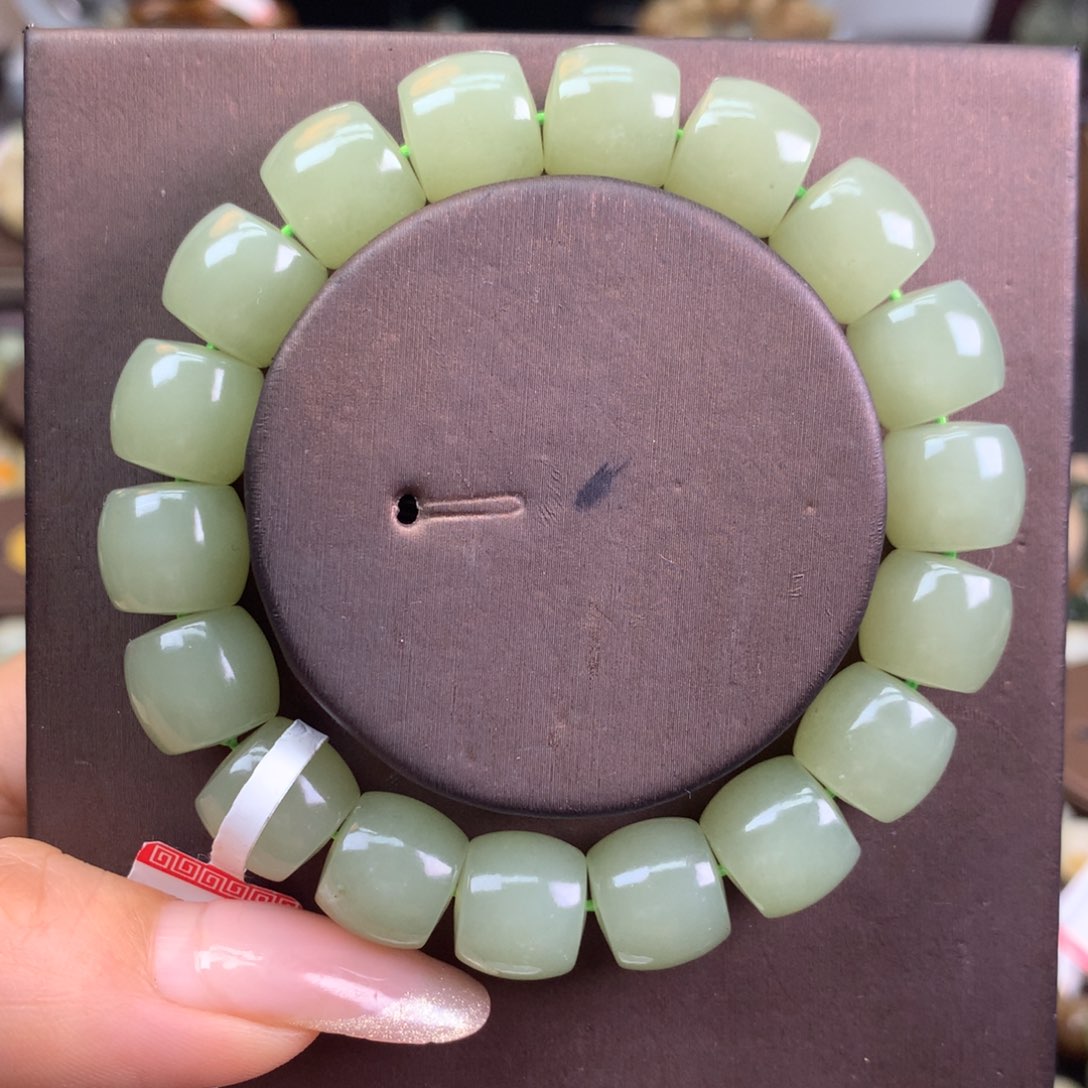 和田玉手链未镶嵌