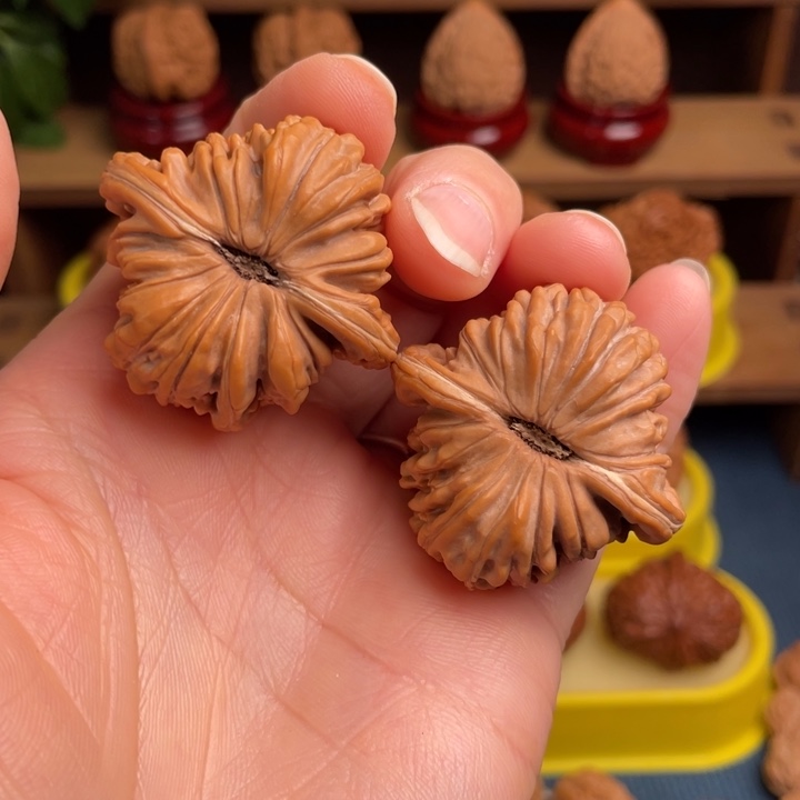 文玩核桃把件四座楼41