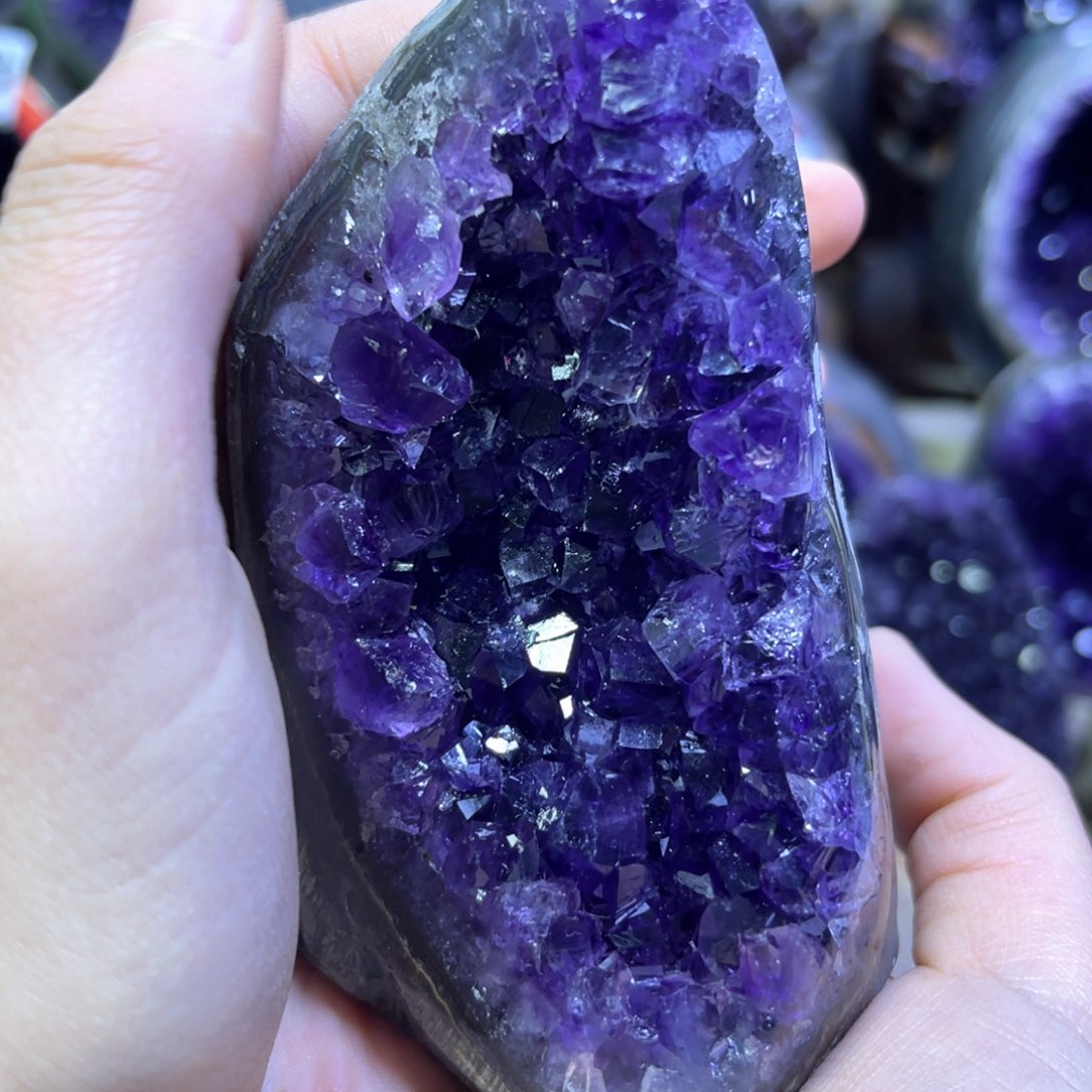 紫晶摆件未镶嵌紫水晶
