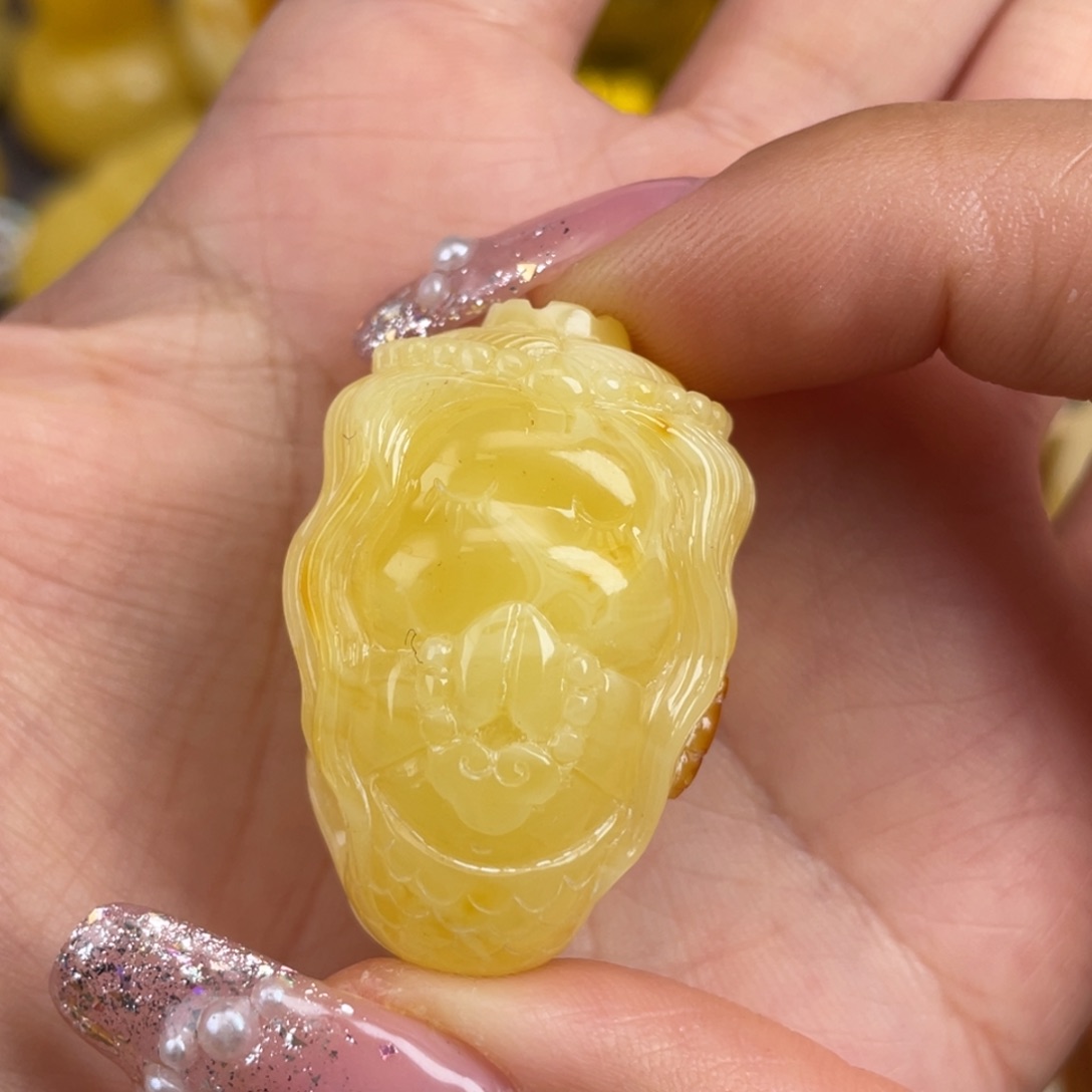 琥珀裸石未镶嵌蜜蜡