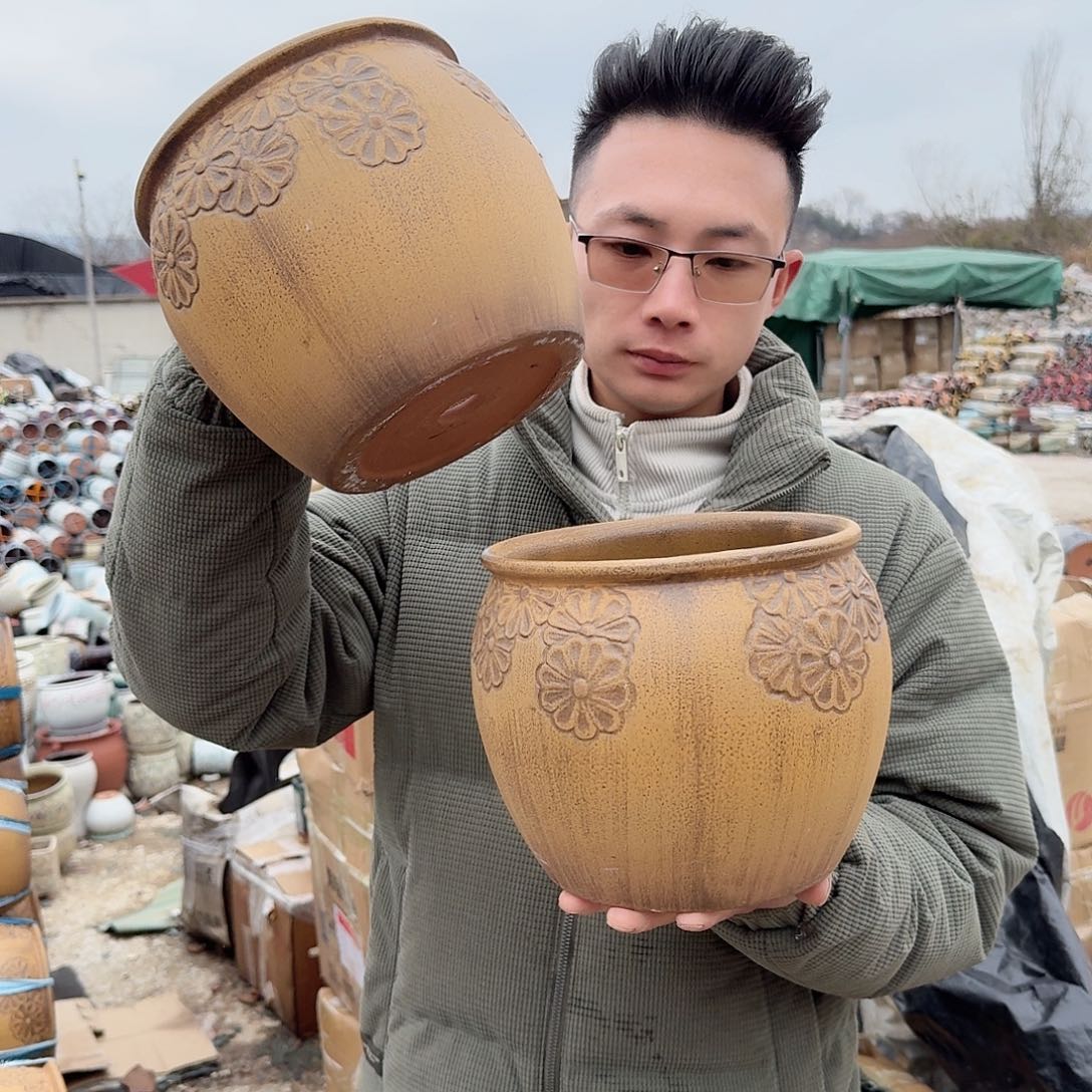 紫砂花盆口20.5高19（两个雏菊柴烧