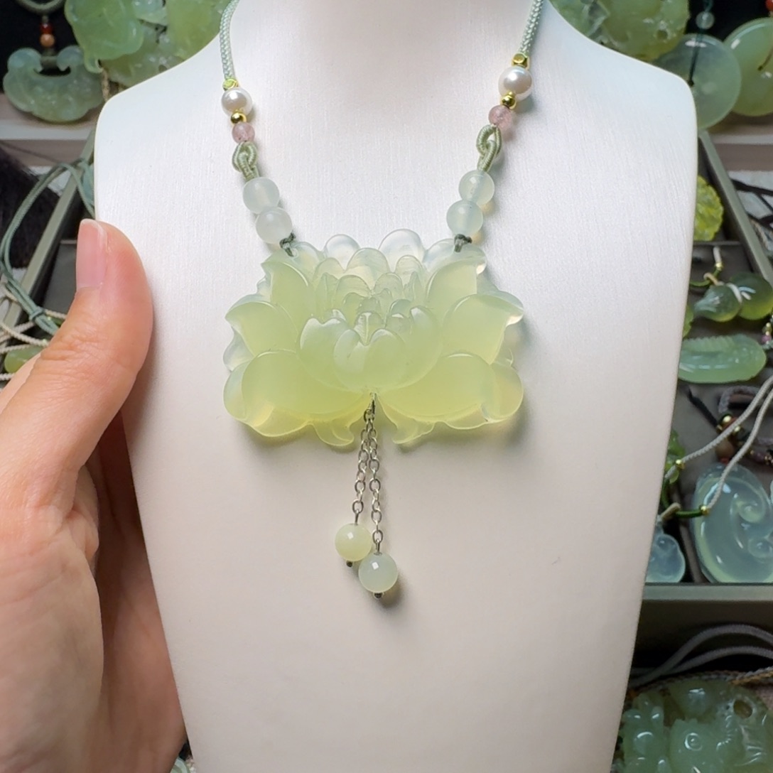 蛇纹石玉项链未镶嵌瑕疵款