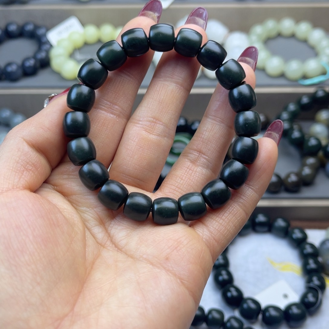 和田玉手链未镶嵌