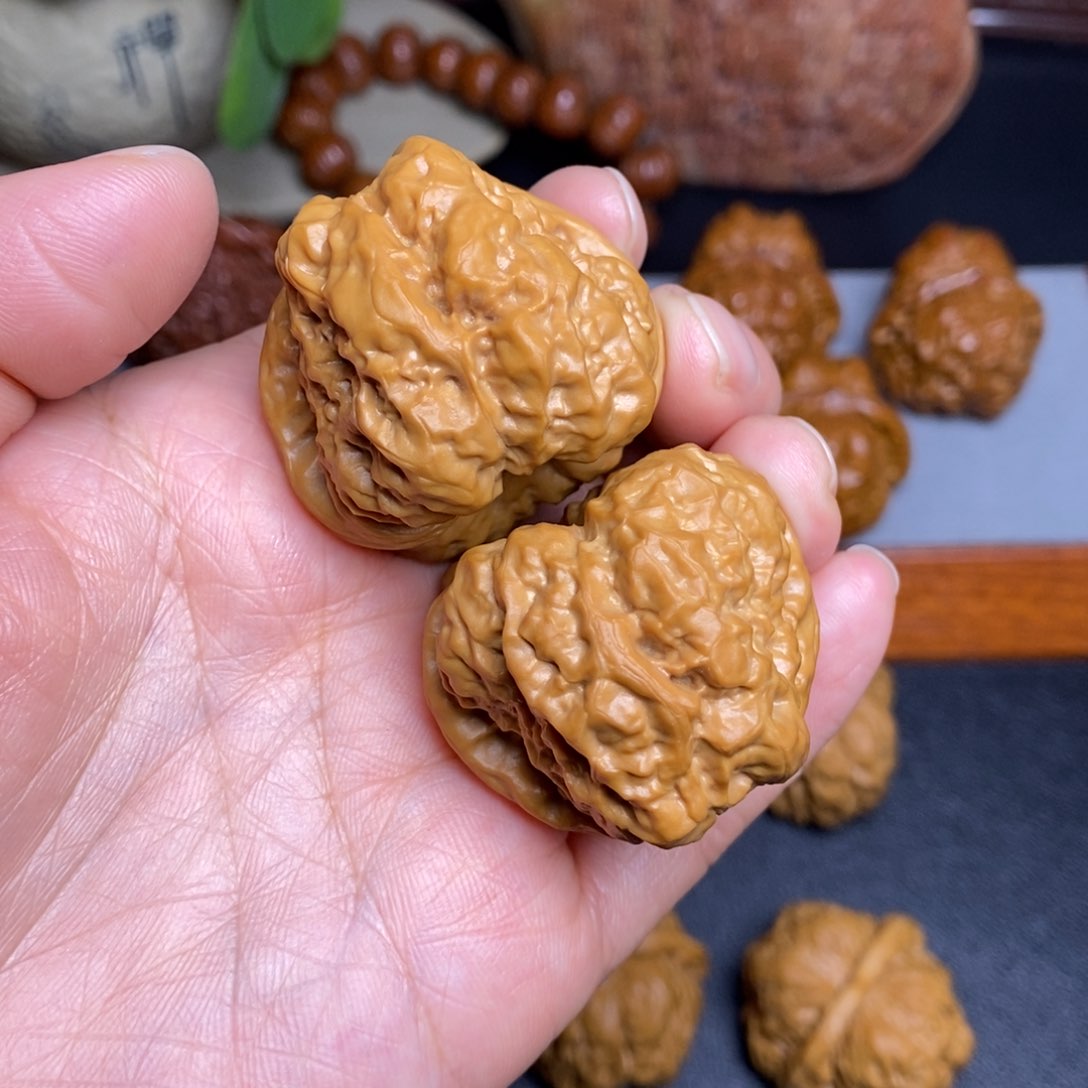 文玩核桃把件38蛤蟆头