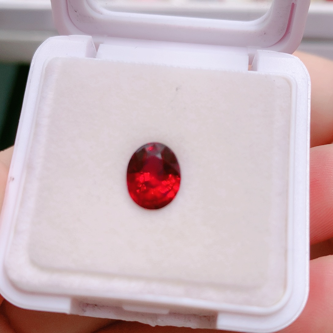 红宝石戒指未镶嵌2.58克拉 无烧