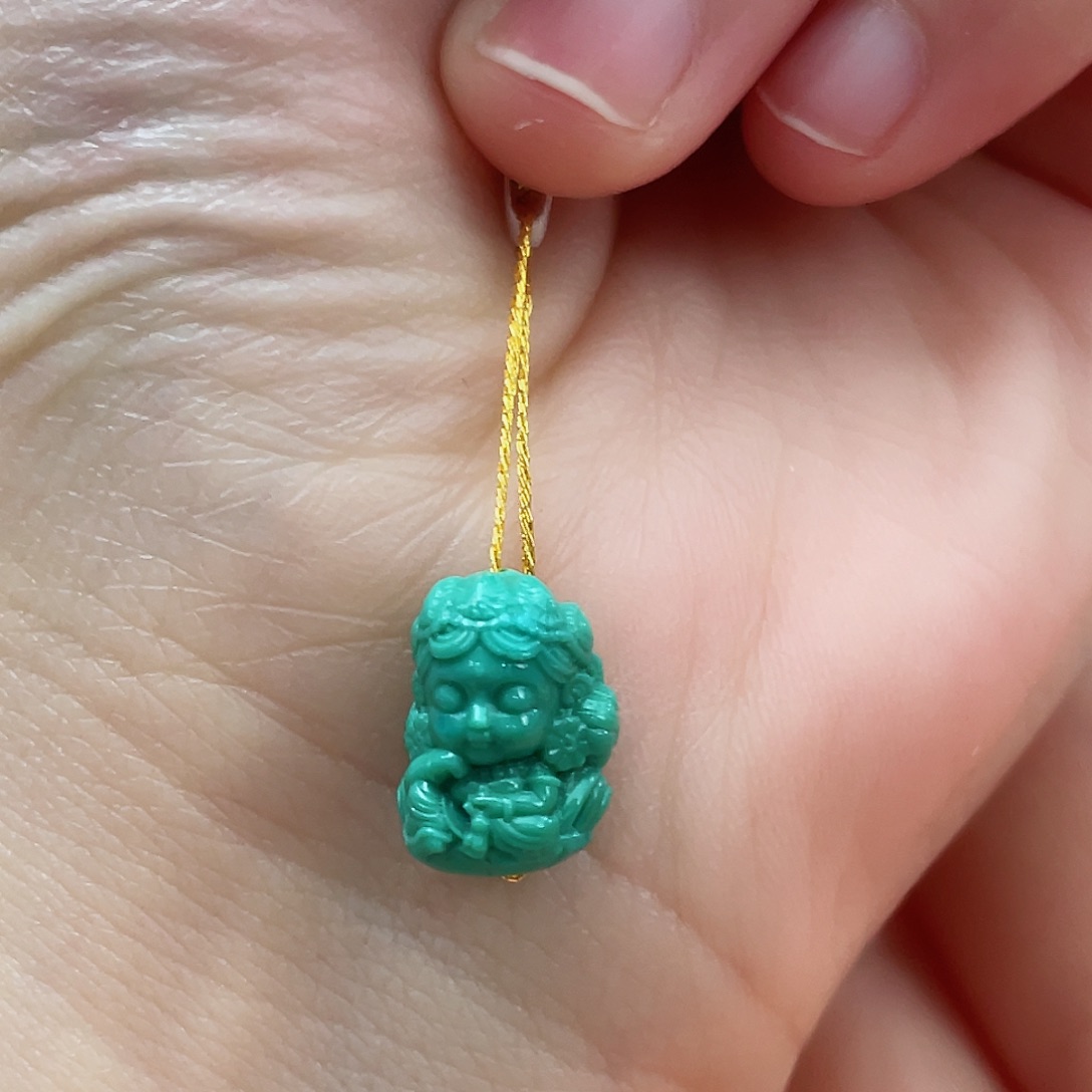 绿松石颈饰未镶嵌