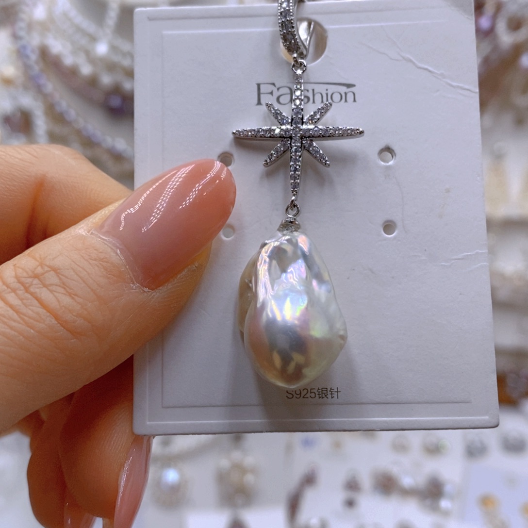 颈饰银S925镶嵌淡水珍珠