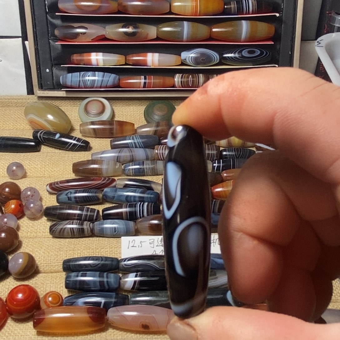 玛瑙/玉髓合金颈饰