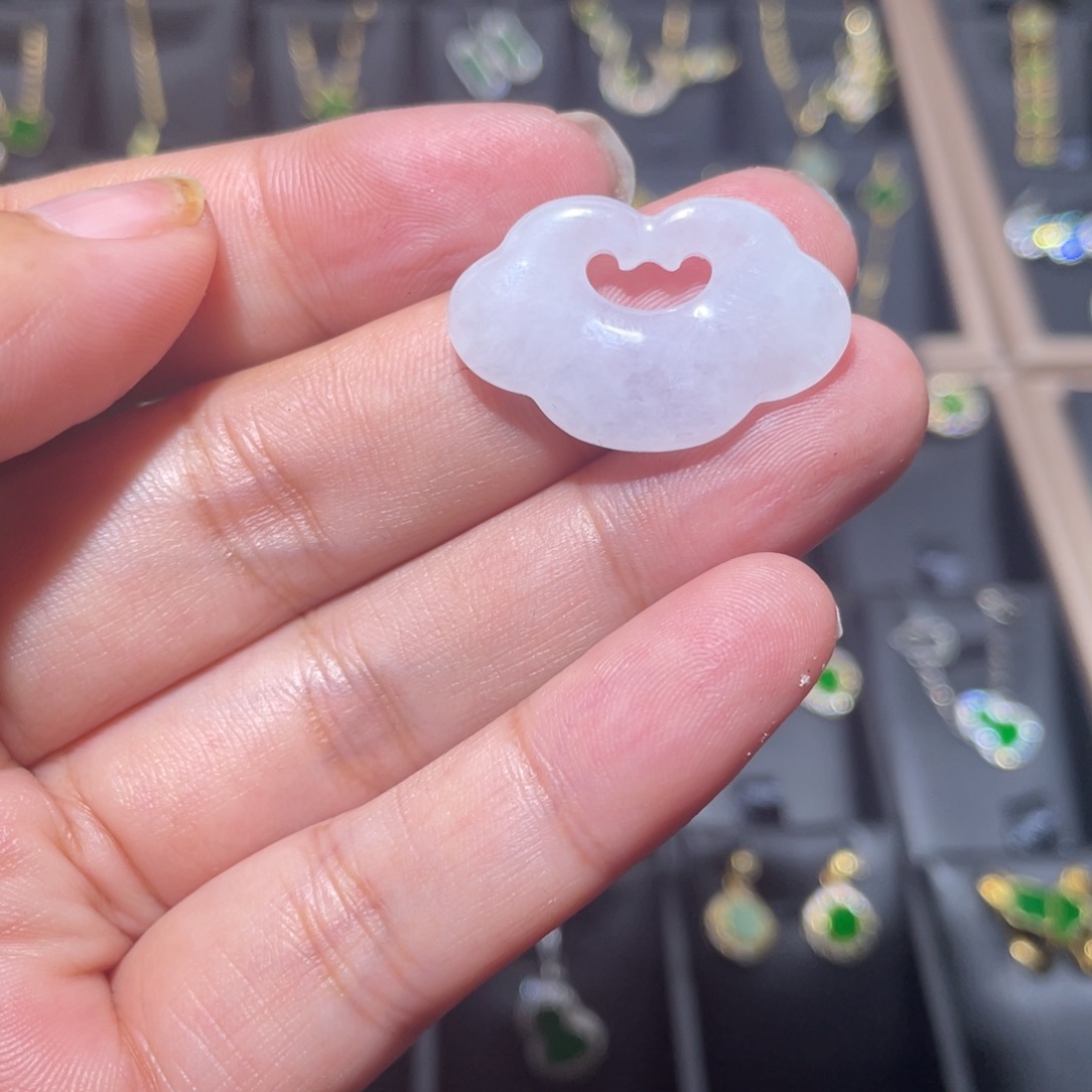 翡翠未镶嵌颈饰天然翡翠