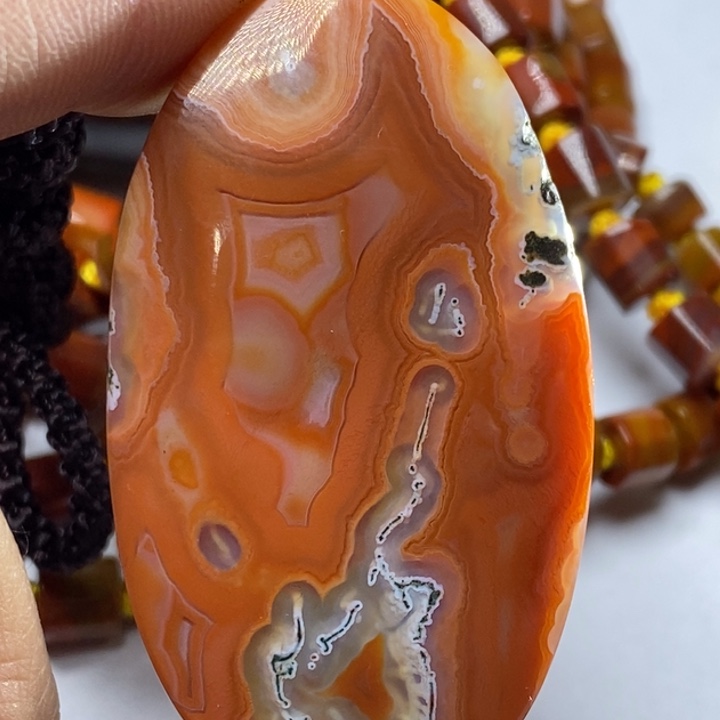 玛瑙/玉髓颈饰未镶嵌