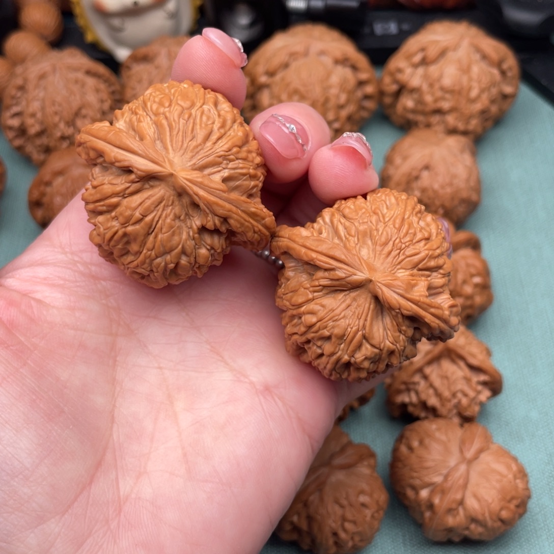 文玩核桃把件全品白狮子43