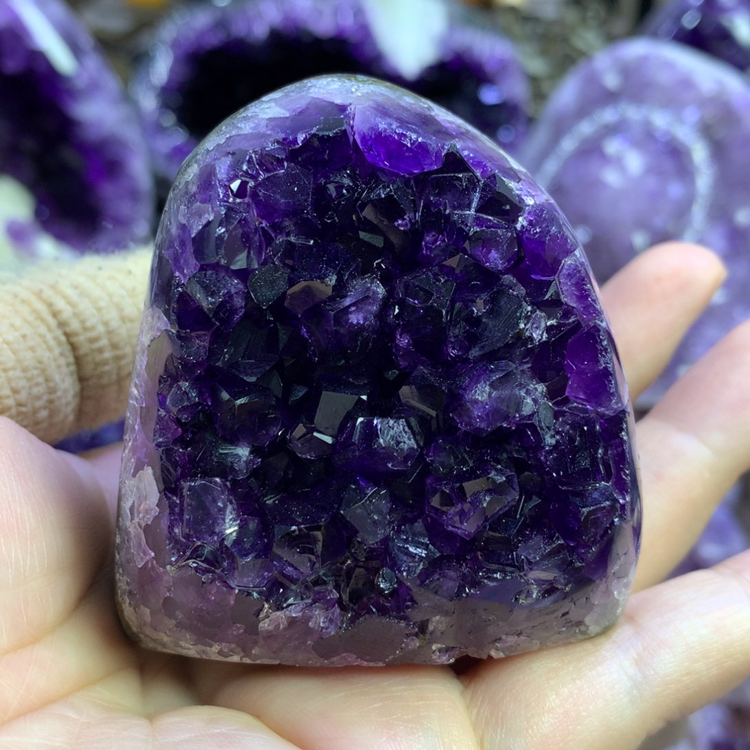 未镶嵌大型摆件（非配饰）紫晶