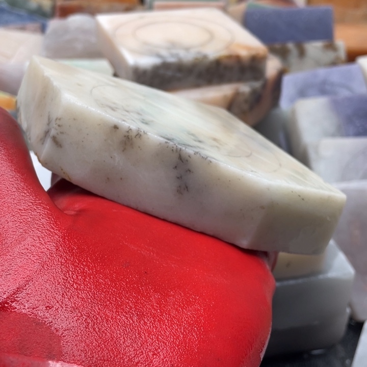 石英质玉未镶嵌定制