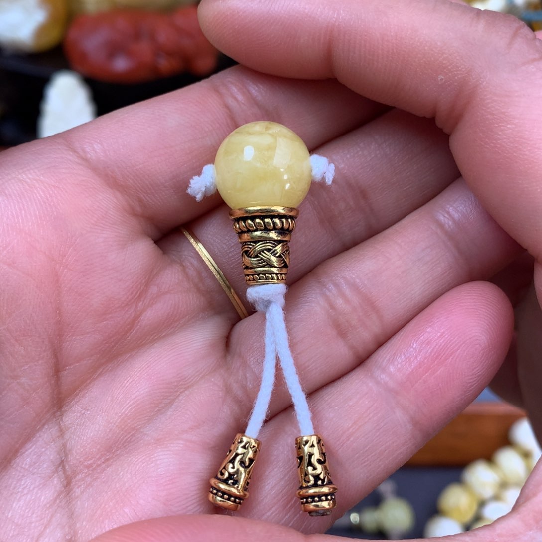 琥珀裸石未镶嵌蜜蜡