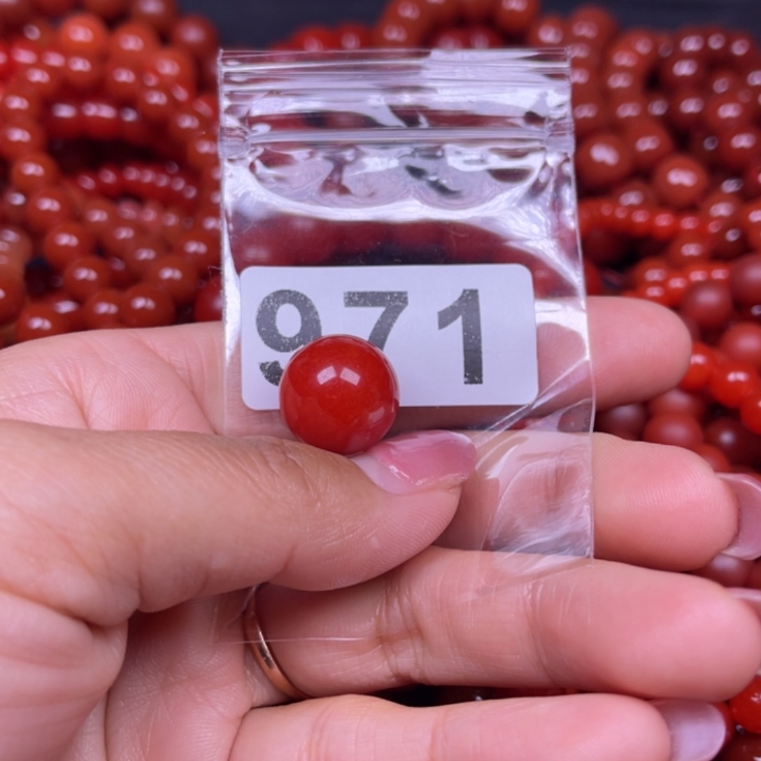 知***乐南红玛瑙未镶嵌手链