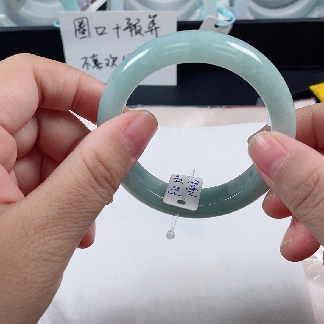 翡翠未镶嵌手镯天然缅甸A货翡翠