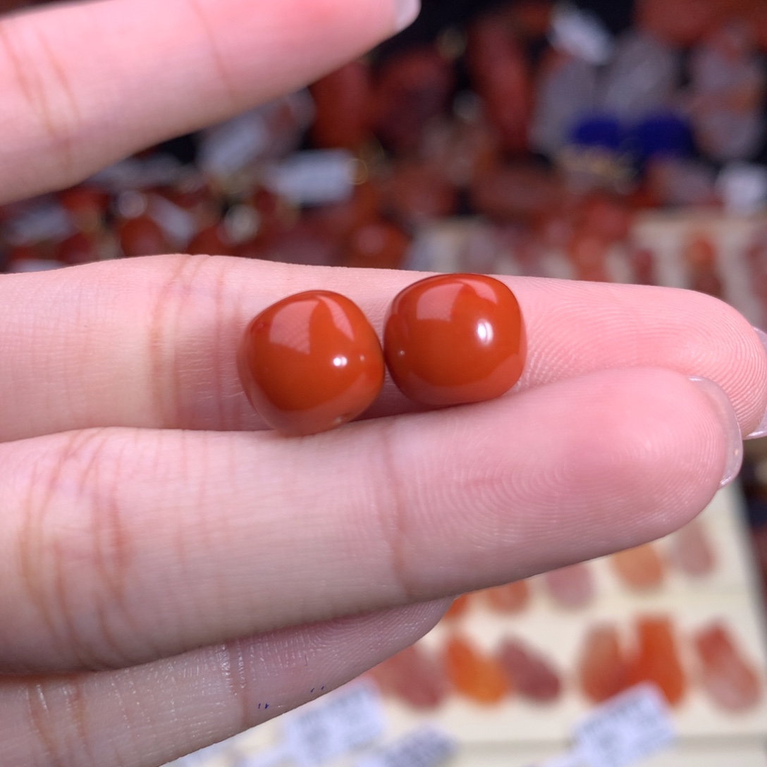 j***r南红玛瑙未镶嵌珠宝半成品老型单珠