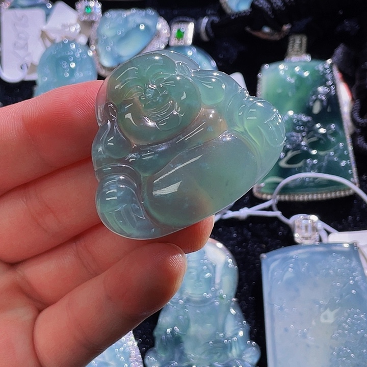 翡翠颈饰未镶嵌57，