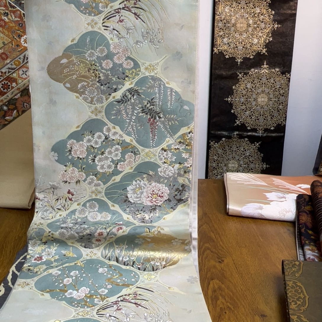 织绣喜*?织锦技艺高超的