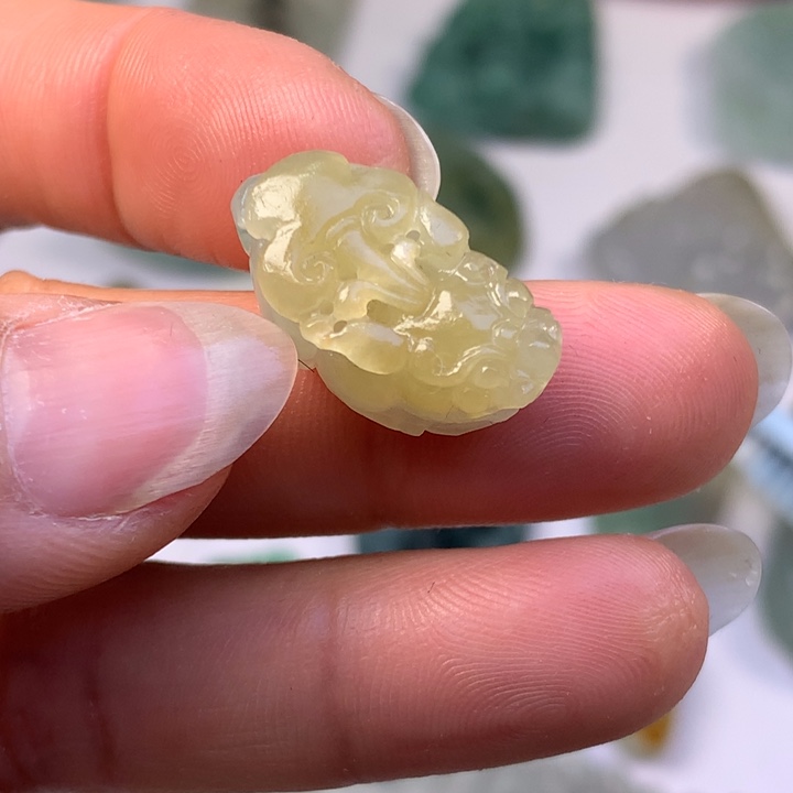 定制翡翠未镶嵌翡翠