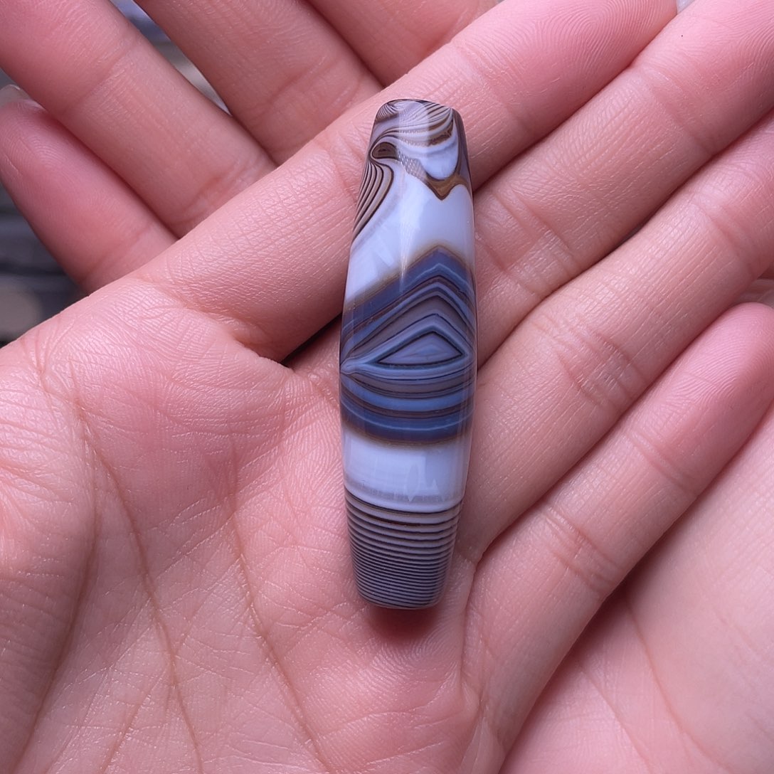 悉***多玛瑙/玉髓未镶嵌颈饰